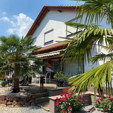 Casa Rosa Frühstückspension 3*